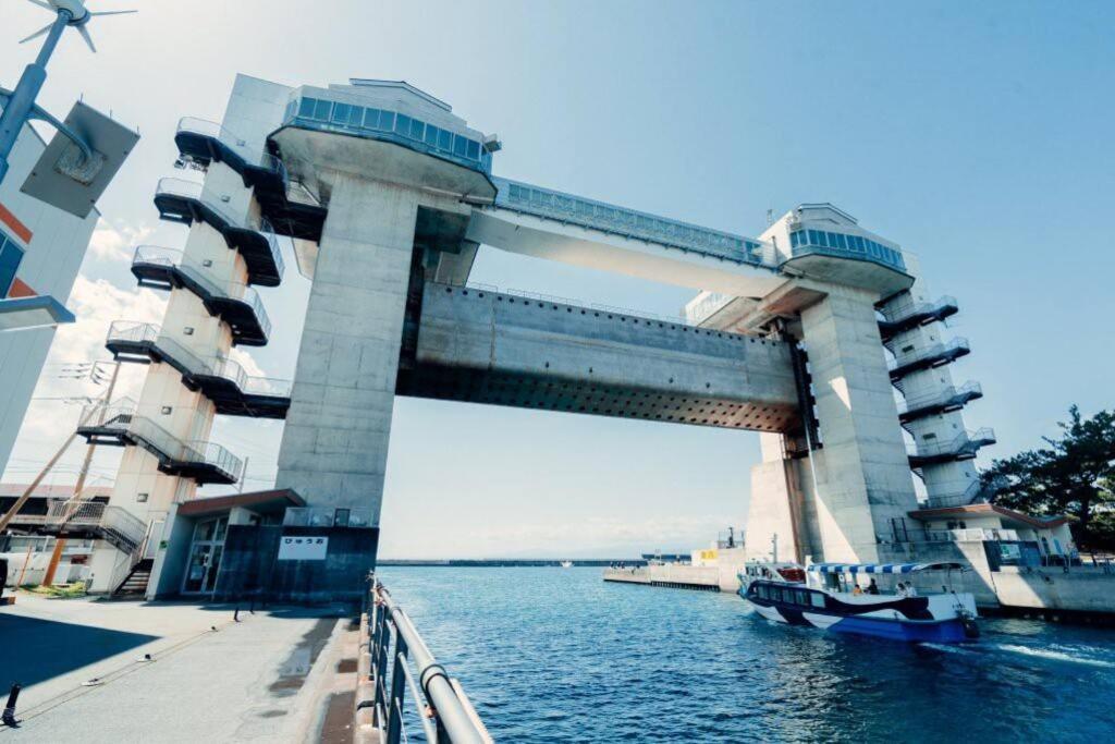 御浜岬の至福を一身に味わう 一軒家貸切宿で贅沢なバーベキューを楽しみながら夕陽に染まる戸田湾の美しさを満喫 Нумадзу Экстерьер фото